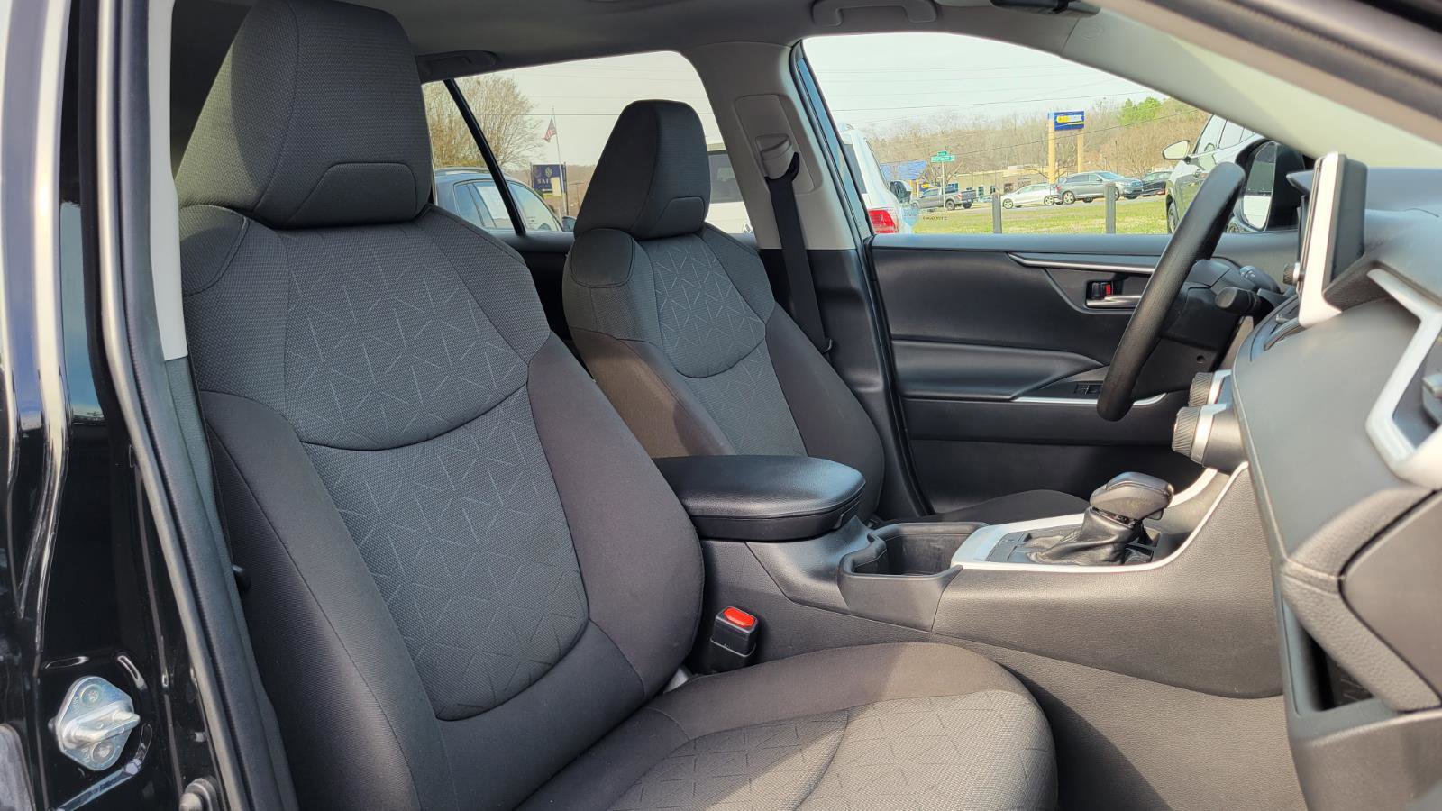 Used 2023 Toyota RAV4 XLE w/ Convenience Package image 37