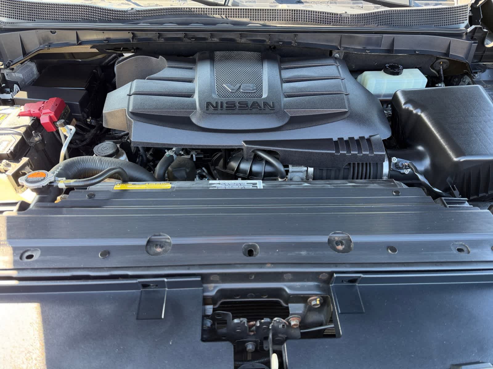 Used 2021 Nissan Titan SV w/ SV Convenience Package AWD/4WD image 7