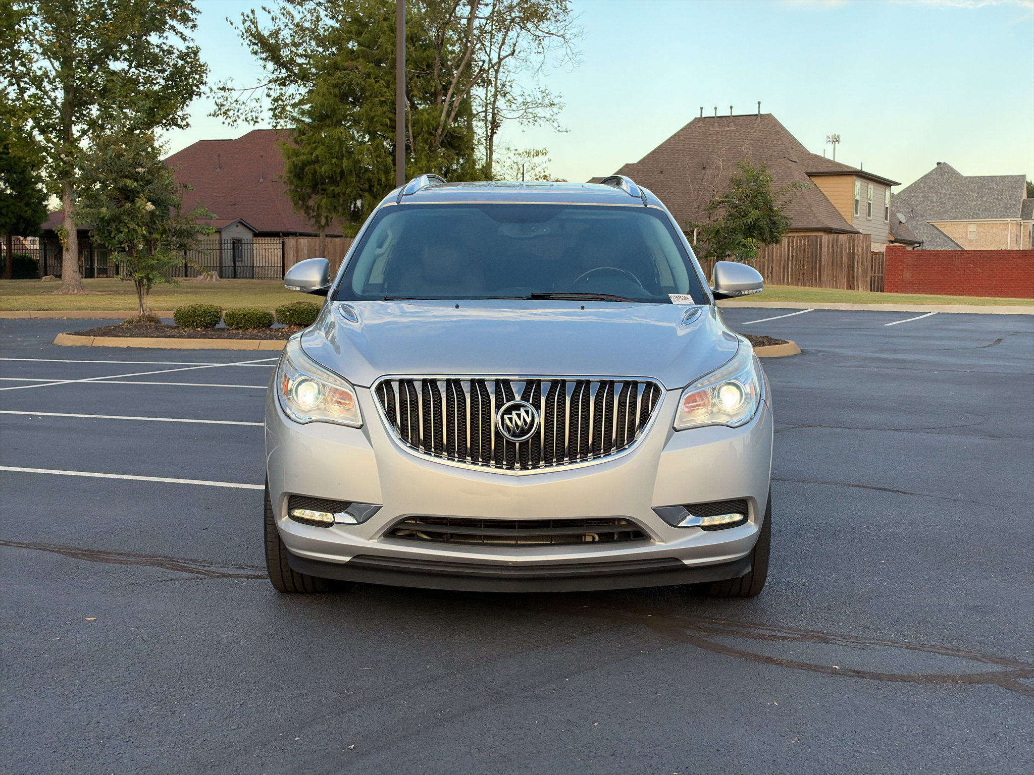 Used 2015 Buick Enclave Leather FWD image 2