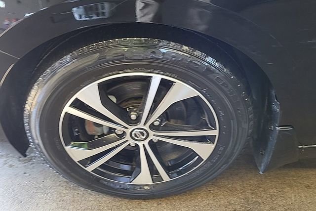 Used 2022 Nissan Sentra SV w/ Trunk Package FWD image 3