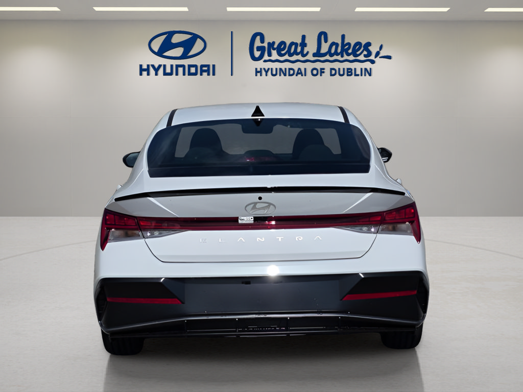 New 2026 Hyundai Elantra SEL Sport Premium FWD image 4