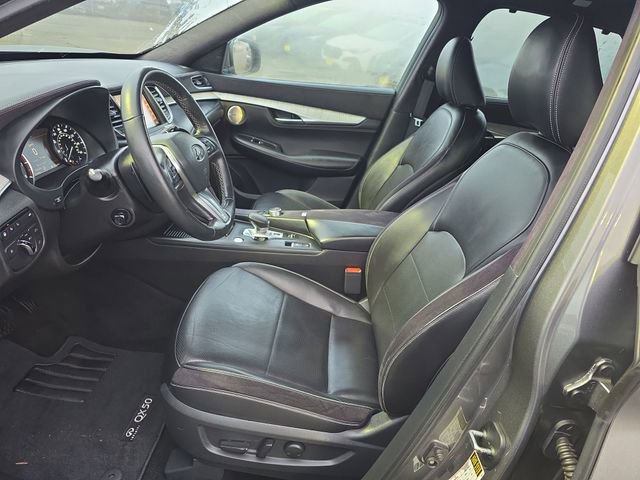Used 2019 INFINITI QX50 Essential w/ Sensory Package image 18