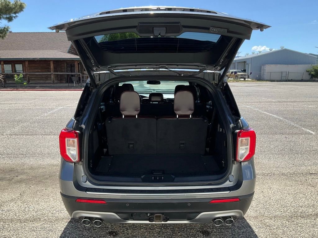 Used 2021 Ford Explorer Platinum w/ Equipment Group 601A image 14
