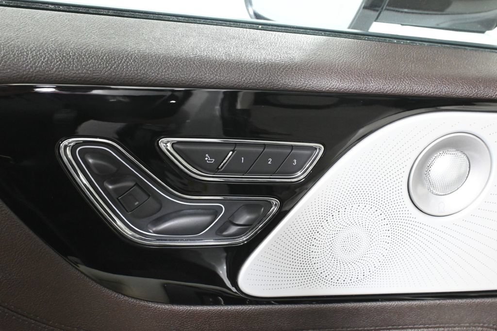 Used 2024 Lincoln Aviator Black Label AWD/4WD image 26