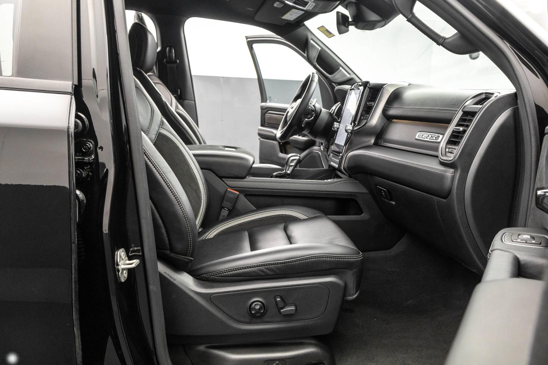 Used 2024 RAM 1500 TRX w/ TRX Level 1 Equipment Group image 40