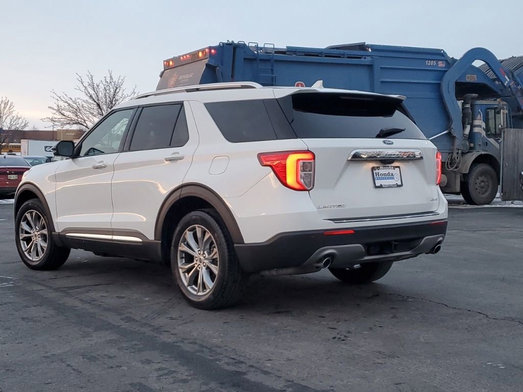 Used 2022 Ford Explorer Limited w/ Equipment Group 301A image 5