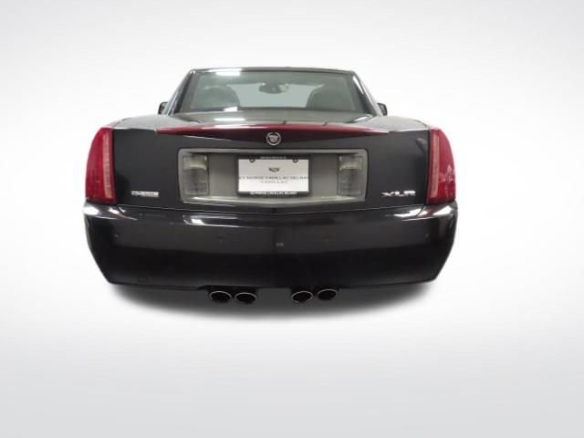 Used 2006 Cadillac XLR image 4