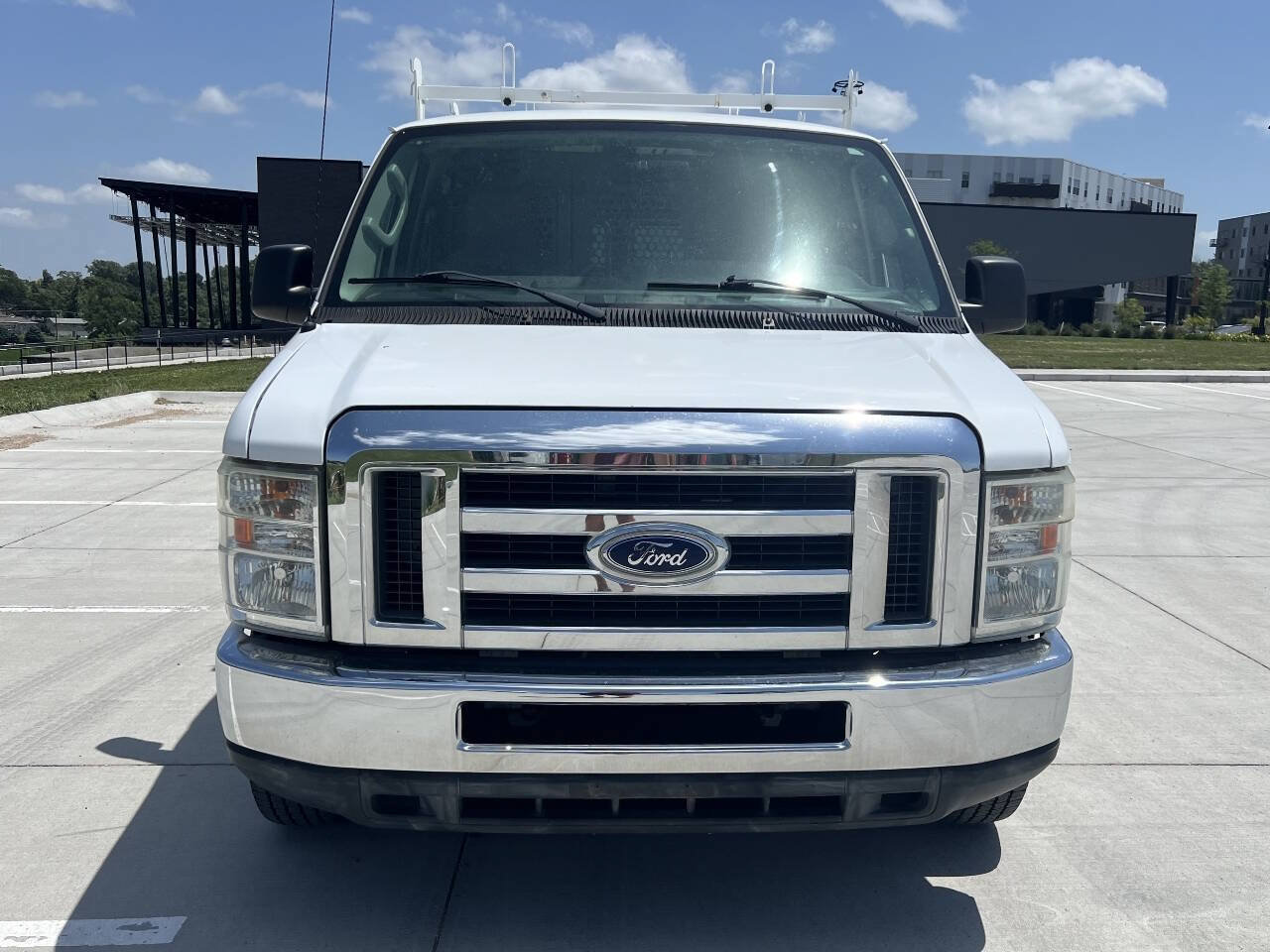 Used 2014 Ford E-250 and Econoline 250 w/ Power Group RWD image 8
