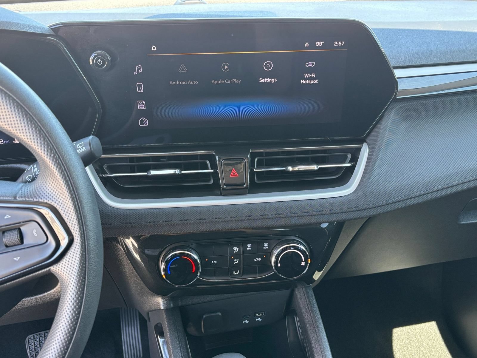 Used 2025 Chevrolet TrailBlazer LT FWD image 17