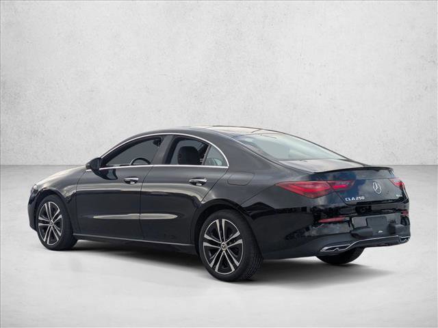 Used 2025 Mercedes-Benz CLA 250 4MATIC image 7