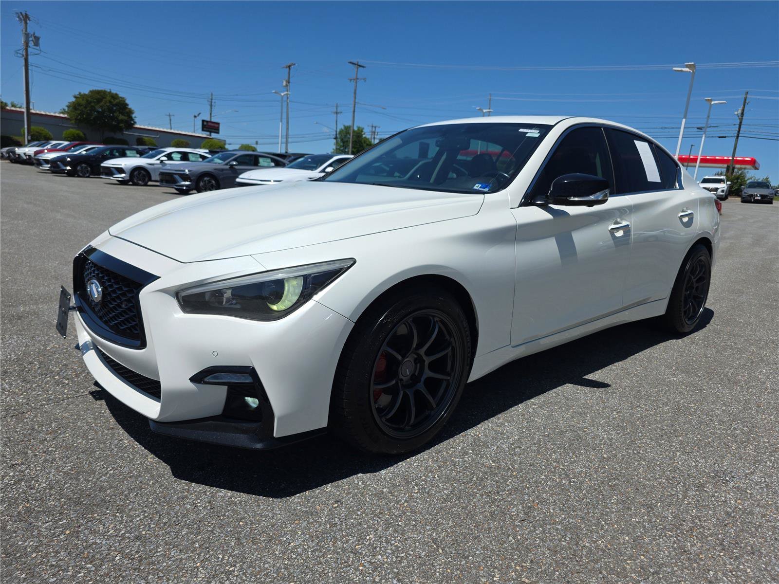 Used 2017 INFINITI Q50 Red Sport 400 AWD/4WD image 7