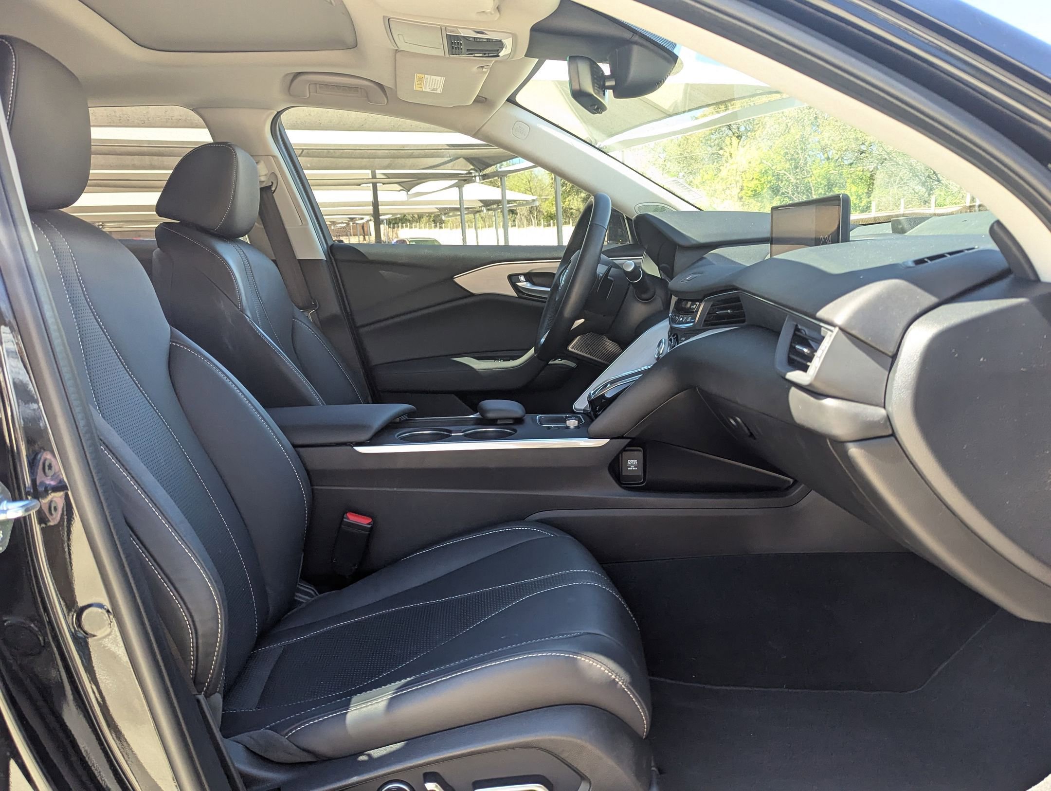 Certified 2025 Acura TLX w/ Technology Package image 27