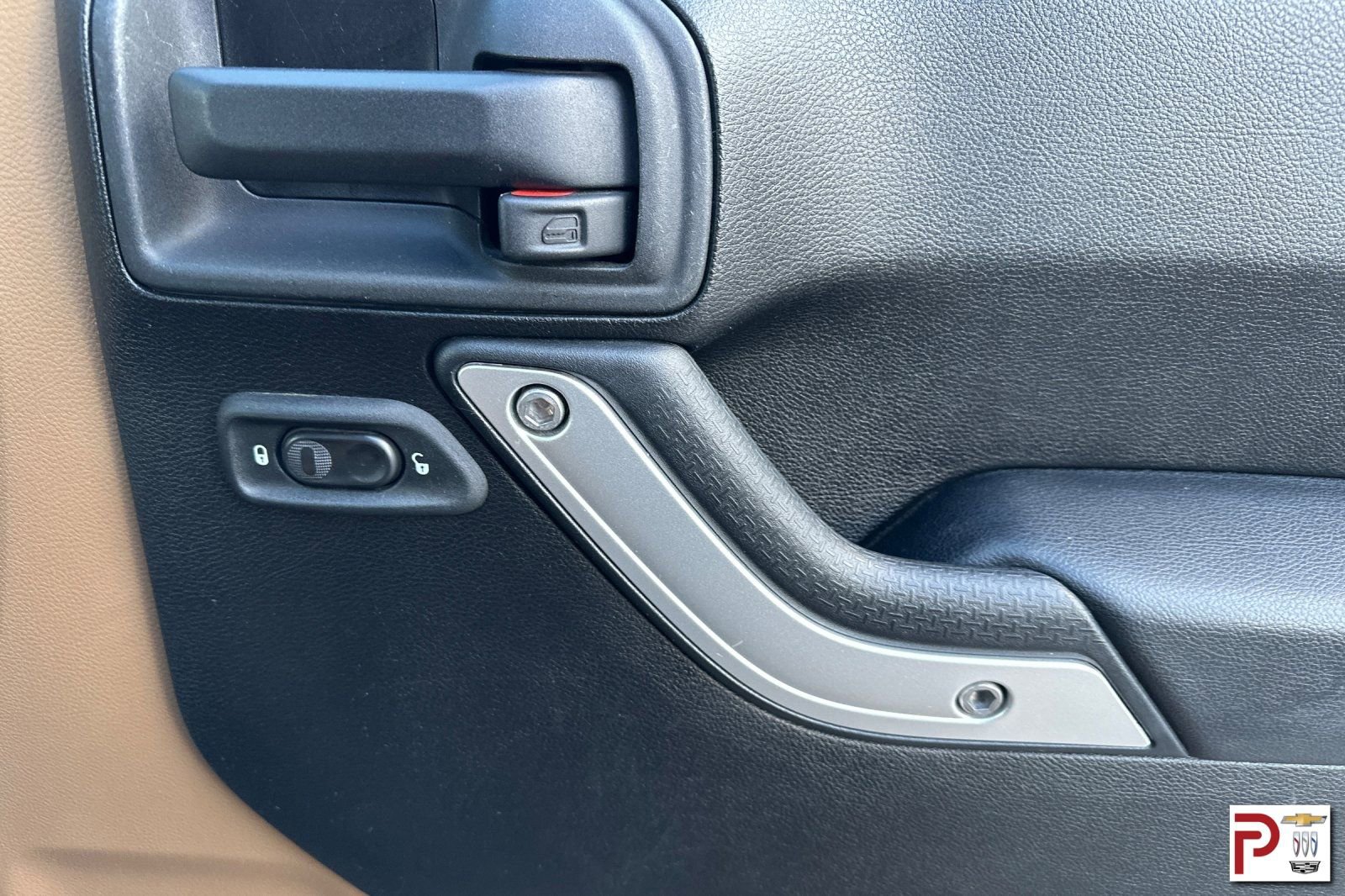 Used 2013 Jeep Wrangler Unlimited Sahara w/ Connectivity Group image 21