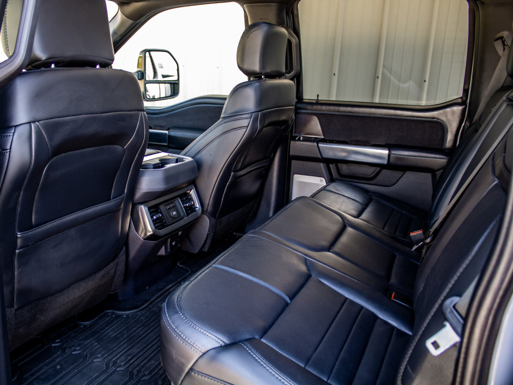 Used 2026 Ford F450 Platinum w/ FX4 Off-Road Package AWD/4WD image 33