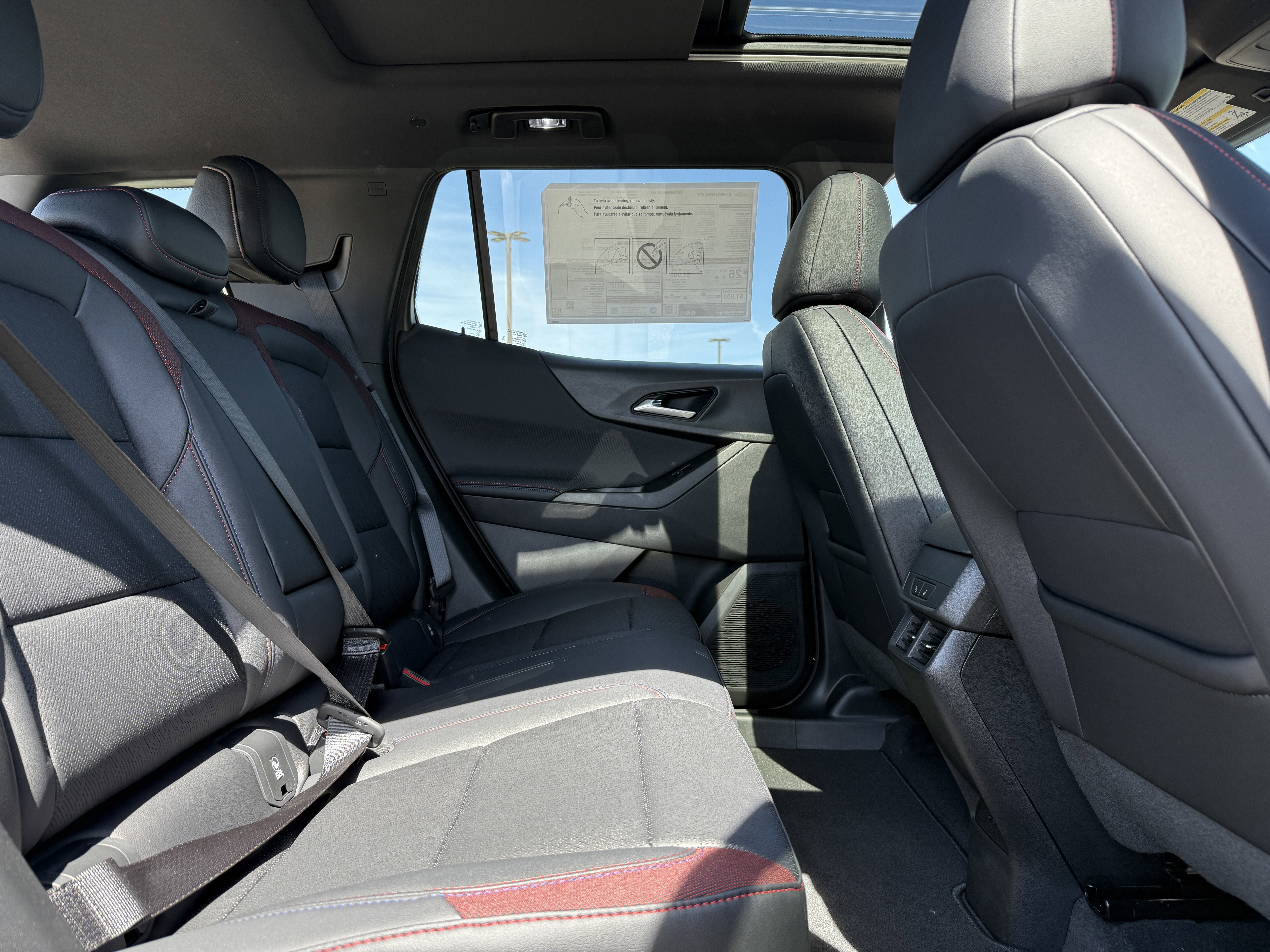 New 2026 Chevrolet Equinox RS w/ Convenience Package III AWD/4WD image 26