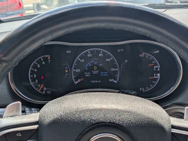 Used 2017 Jeep Grand Cherokee Laredo w/ Quick Order Package 2BE image 17