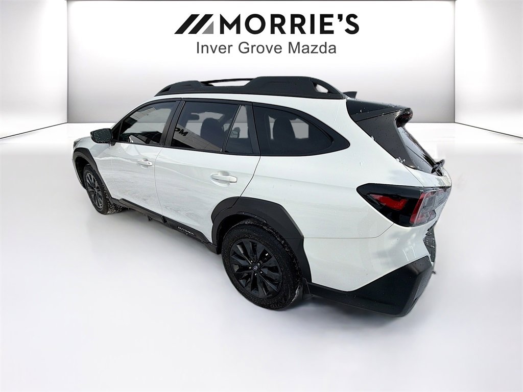 Used 2023 Subaru Outback Onyx Edition image 7