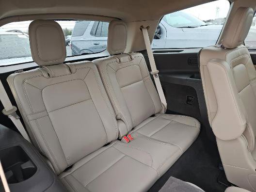 Used 2023 Lincoln Aviator Reserve w/ Equipment Group 201A image 14