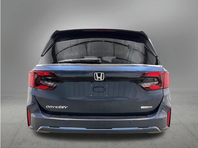 New 2027 Honda Odyssey Touring image 4