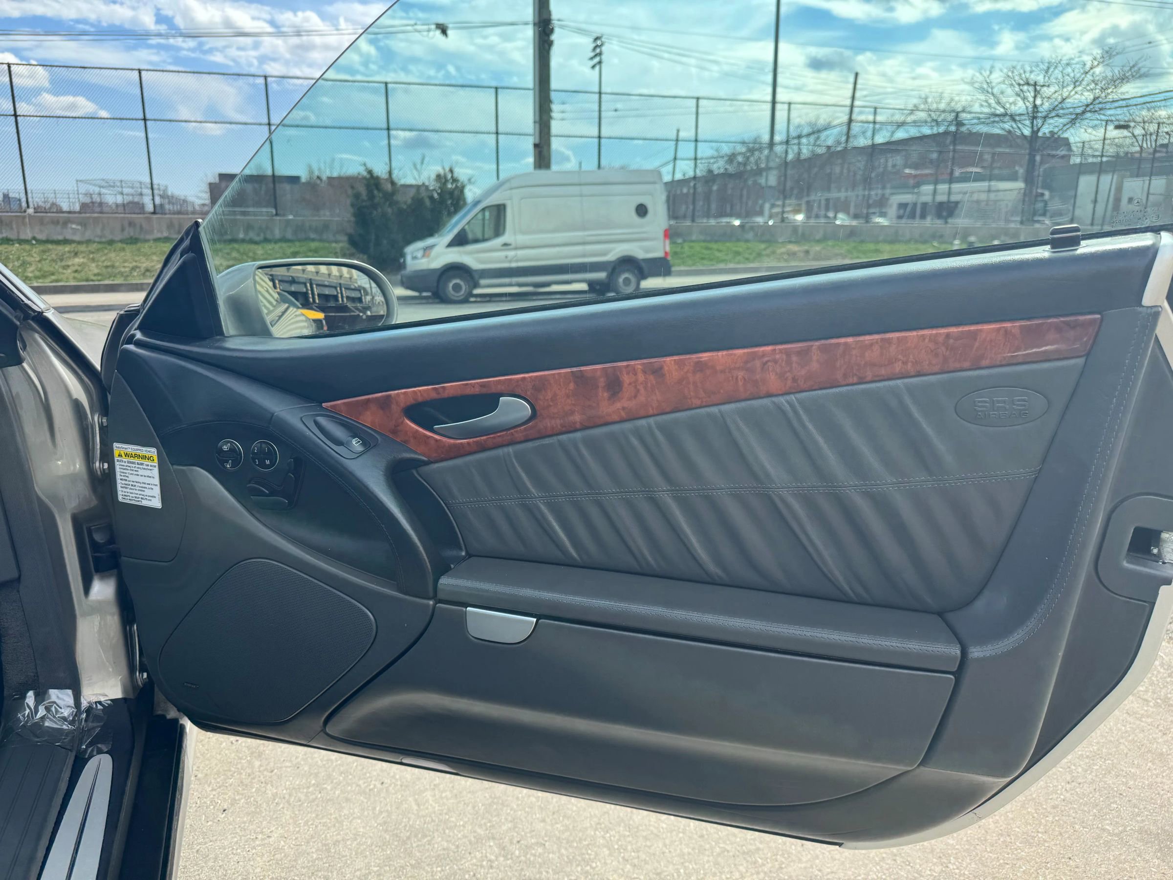 Used 2004 Mercedes-Benz SL 600 image 16