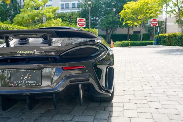 Used 2019 McLaren 600LT RWD image 26