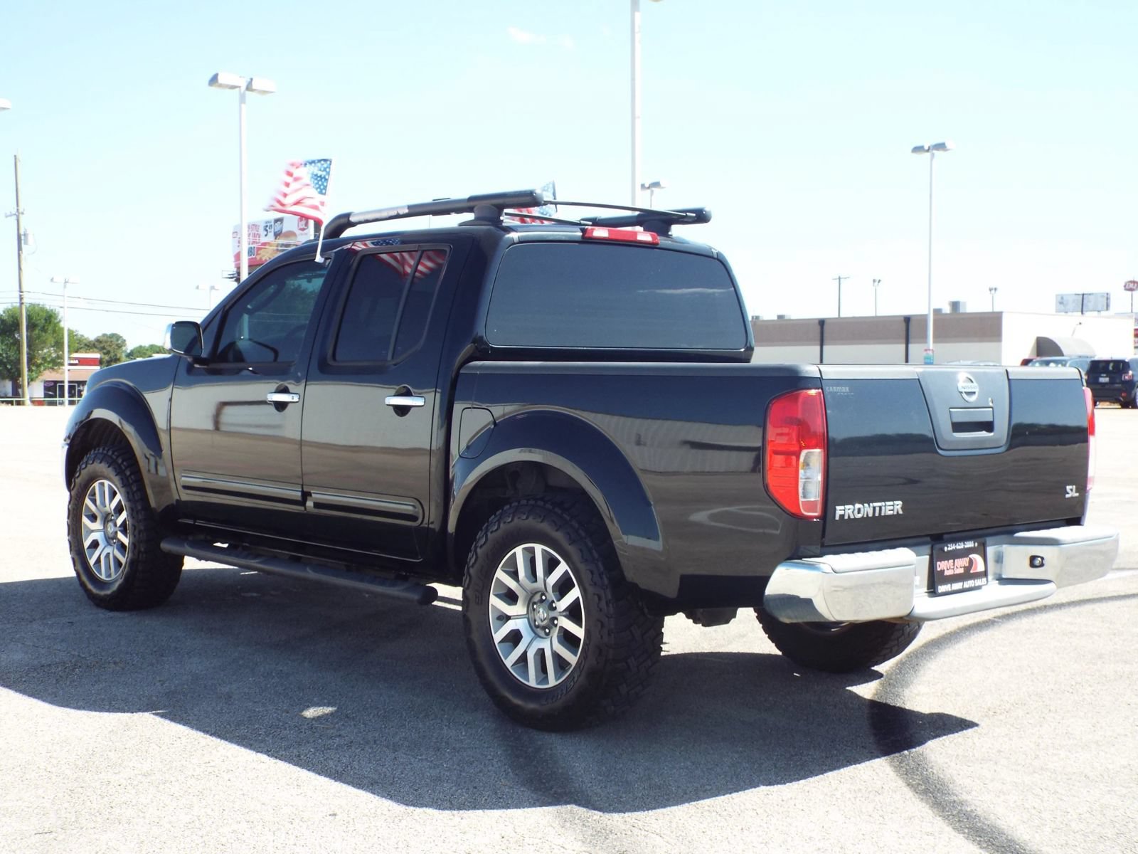 Used 2011 Nissan Frontier SL w/ Moonroof Pkg RWD image 8