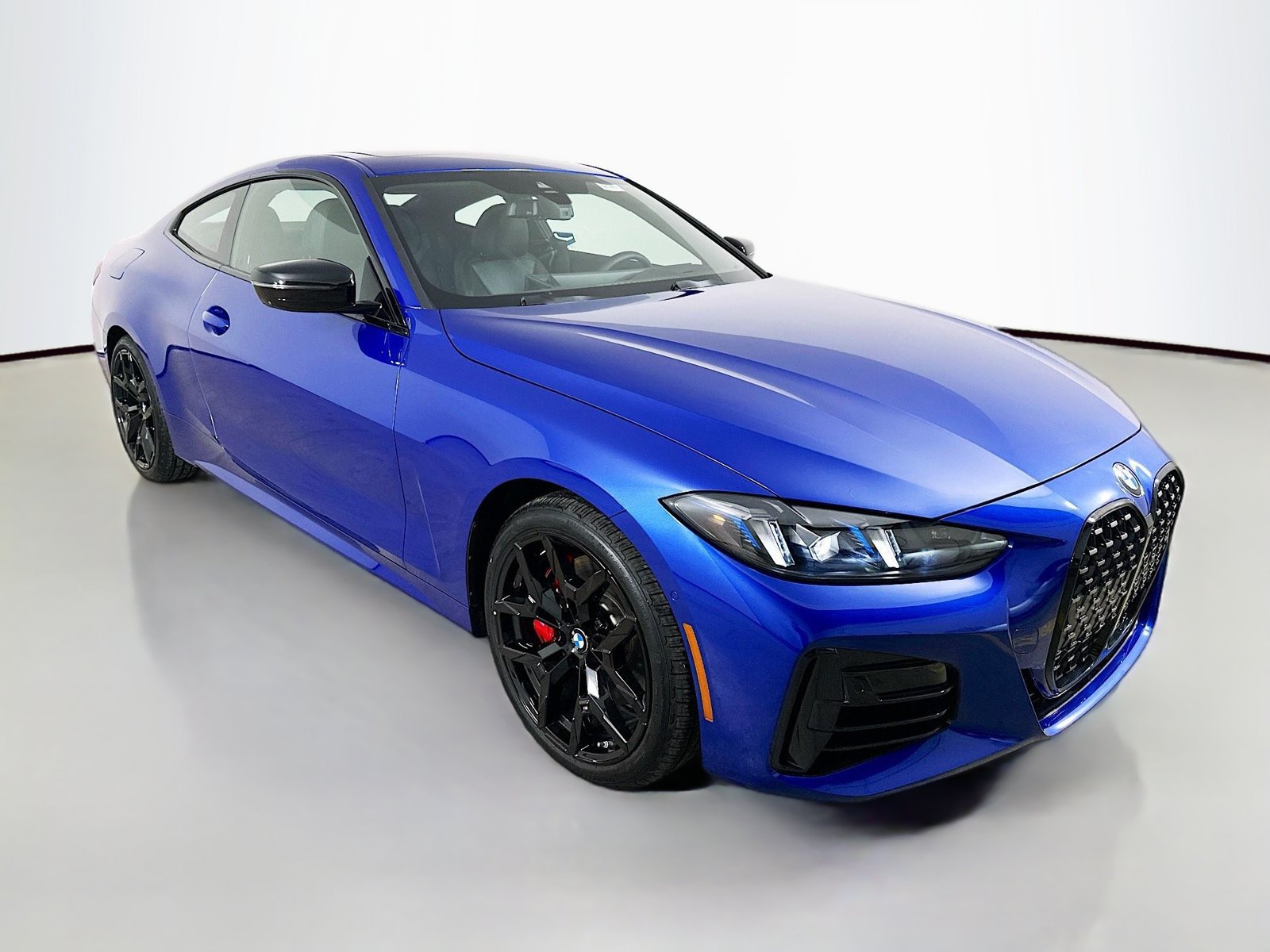 New 2026 BMW 430i xDrive Coupe w/ M Sport Package AWD/4WD image 3