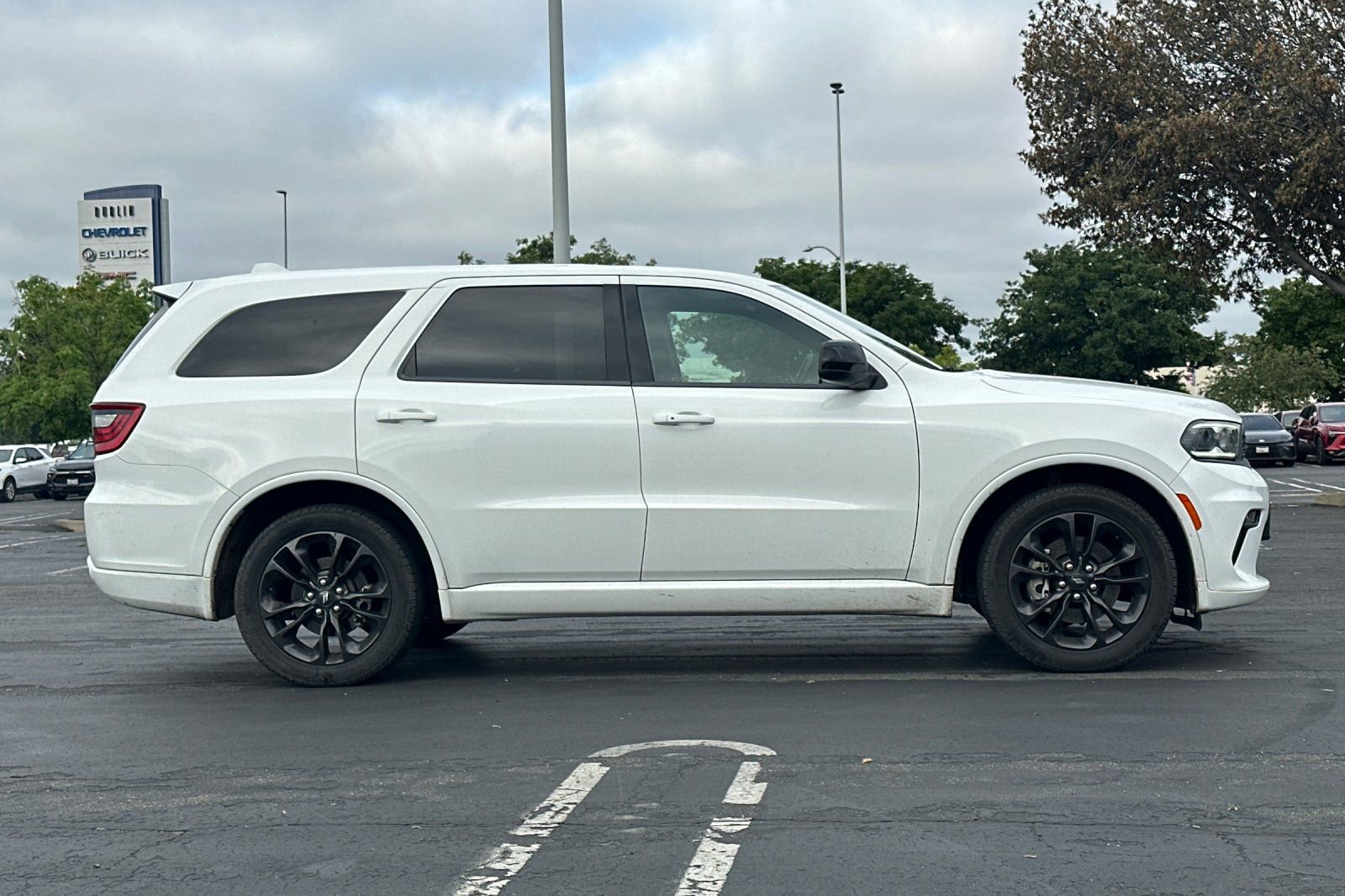 Used 2021 Dodge Durango GT w/ Blacktop Package RWD image 3