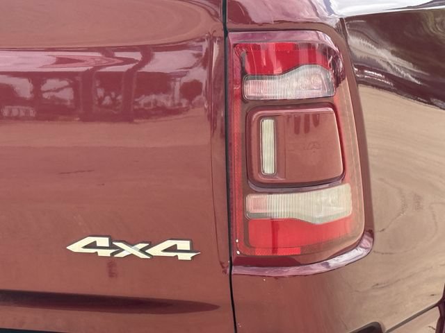 Used 2022 RAM 1500 Limited w/ Body Color Bumper Group AWD/4WD image 8
