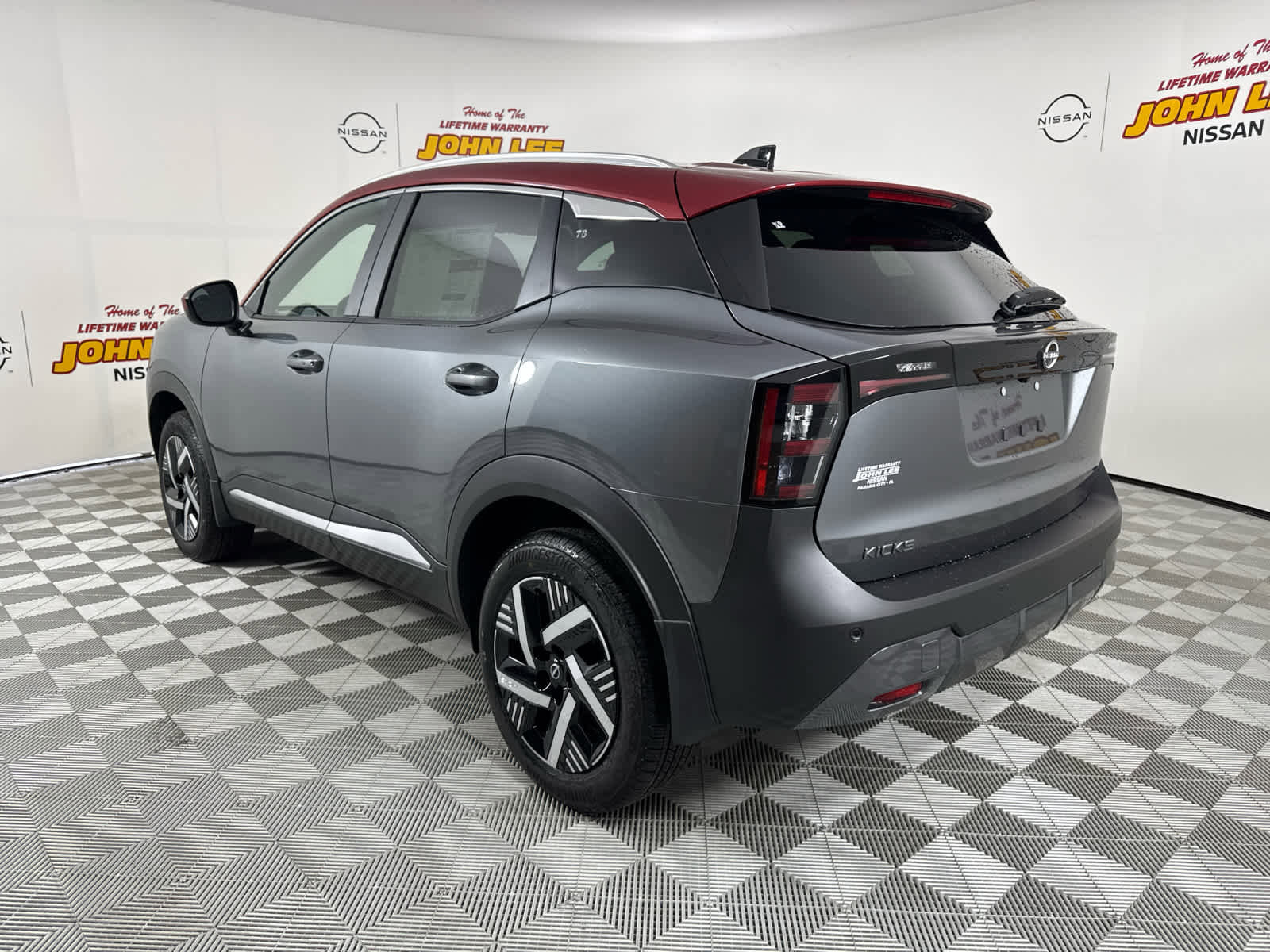 New 2026 Nissan Kicks SV image 3