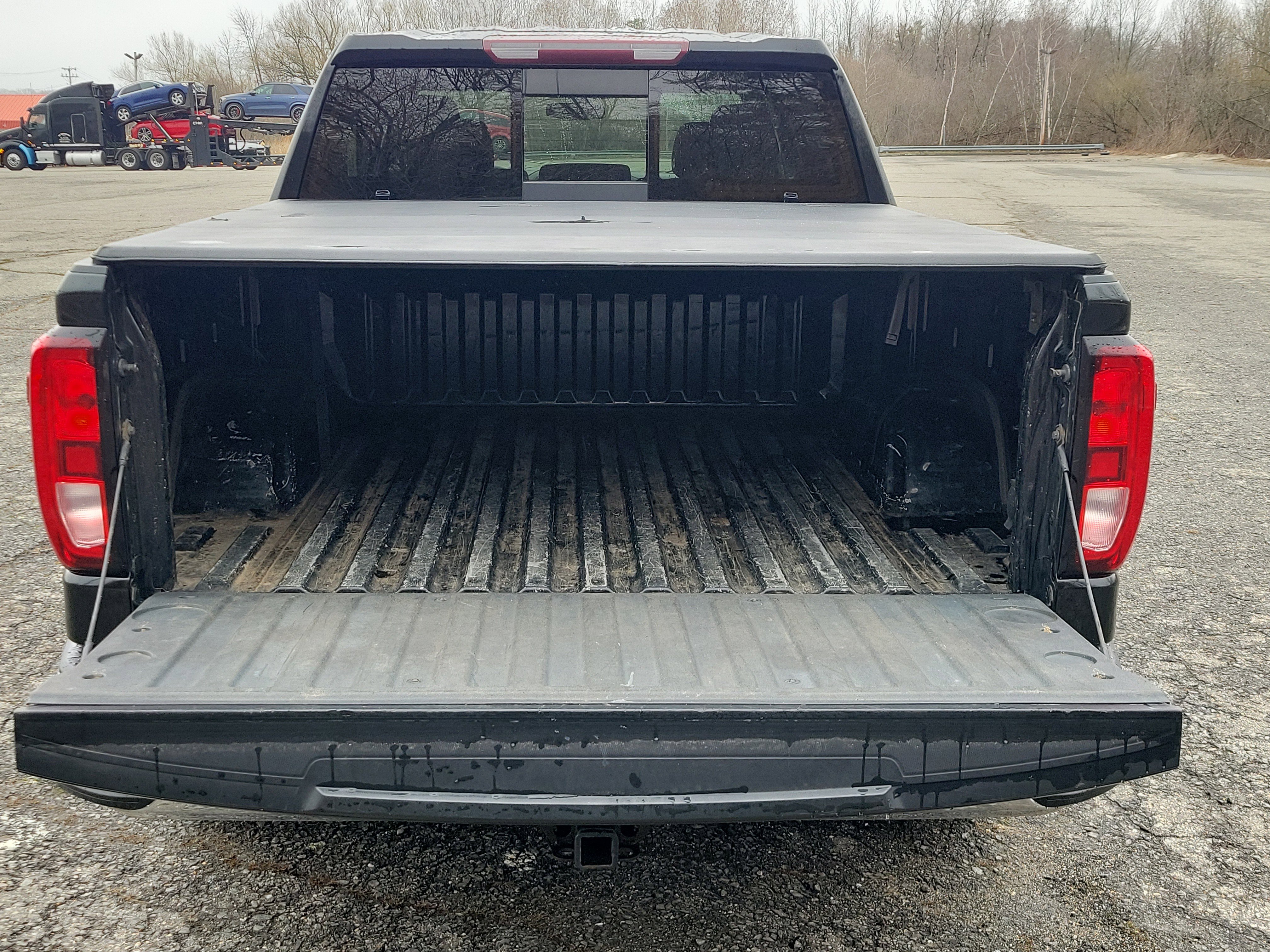 Used 2020 GMC Sierra 1500 SLE w/ SLE Value Package image 17