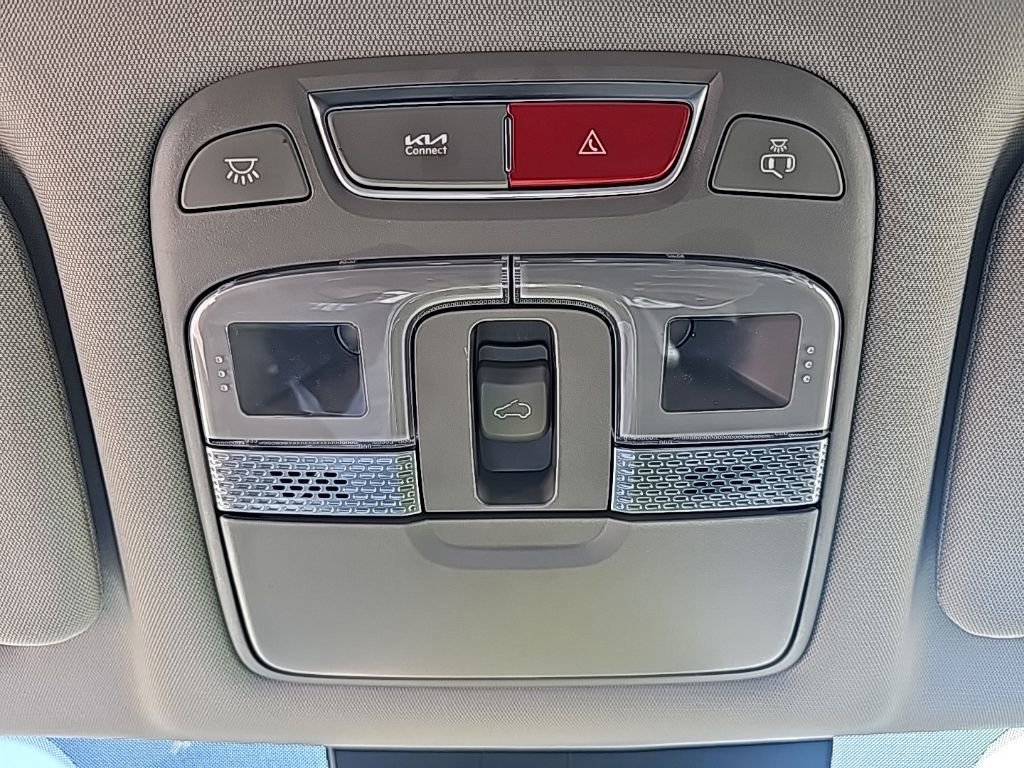 Used 2025 Kia Telluride S image 26