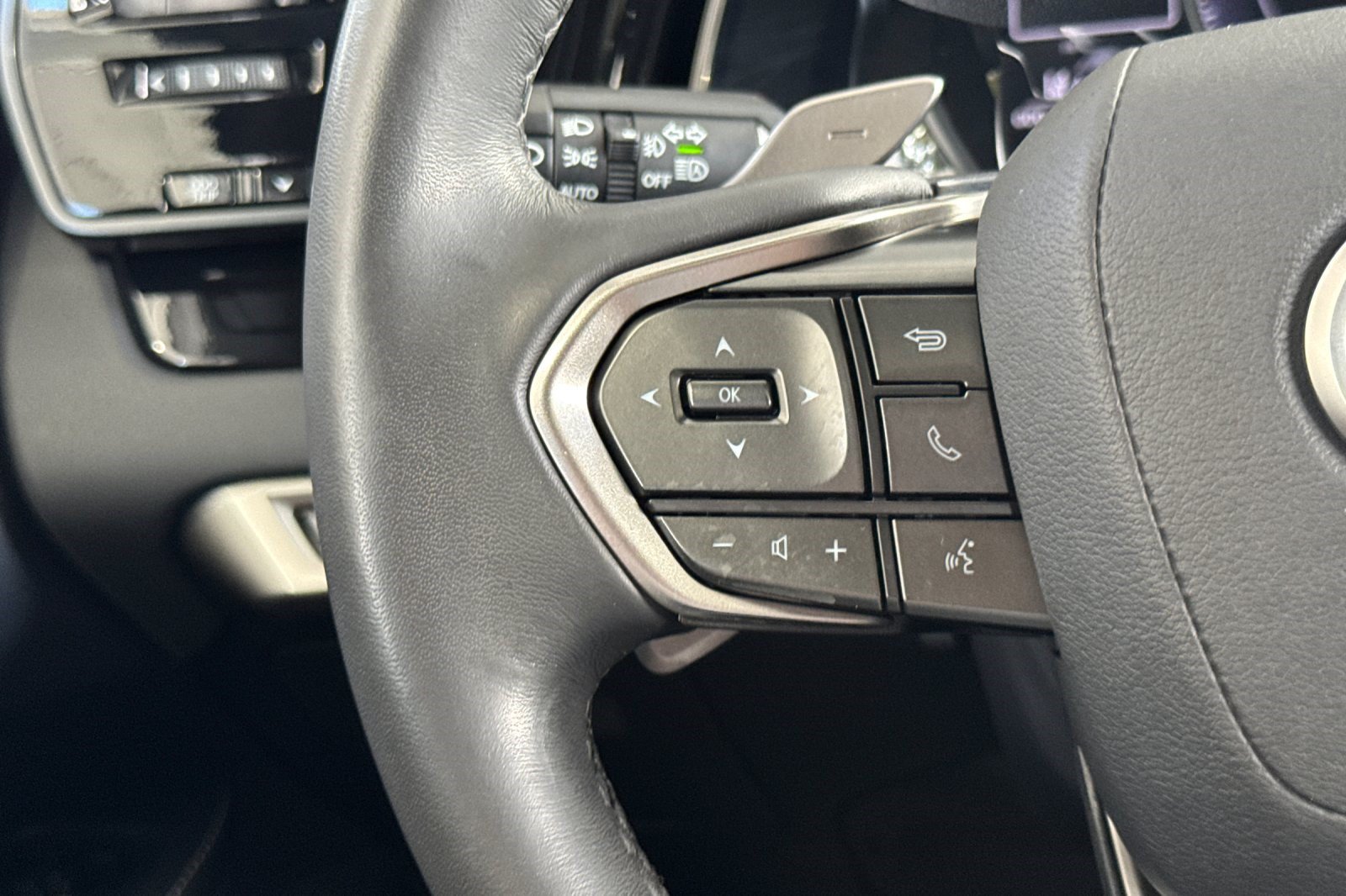 Certified 2024 Lexus RX 350 FWD w/ Technology Package image 30