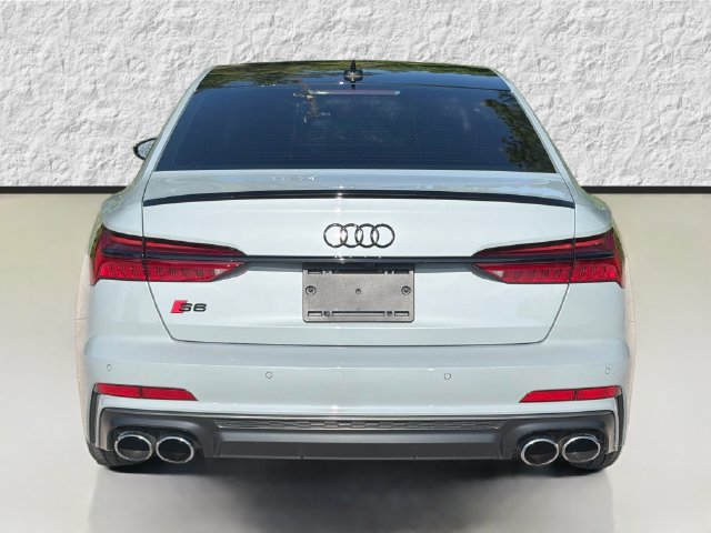 Used 2023 Audi S6 Premium Plus w/ Premium Plus Package AWD/4WD image 3