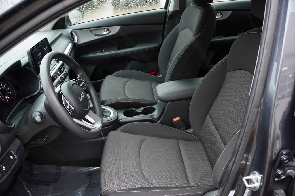 Certified 2024 Kia Forte LXS w/ LXS Technology Package FWD image 15