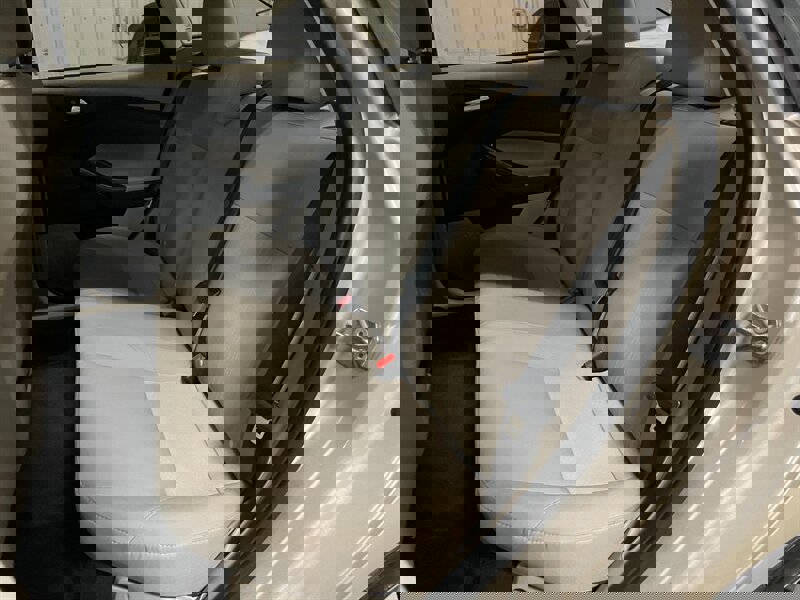 Used 2018 Ford Focus SE image 16