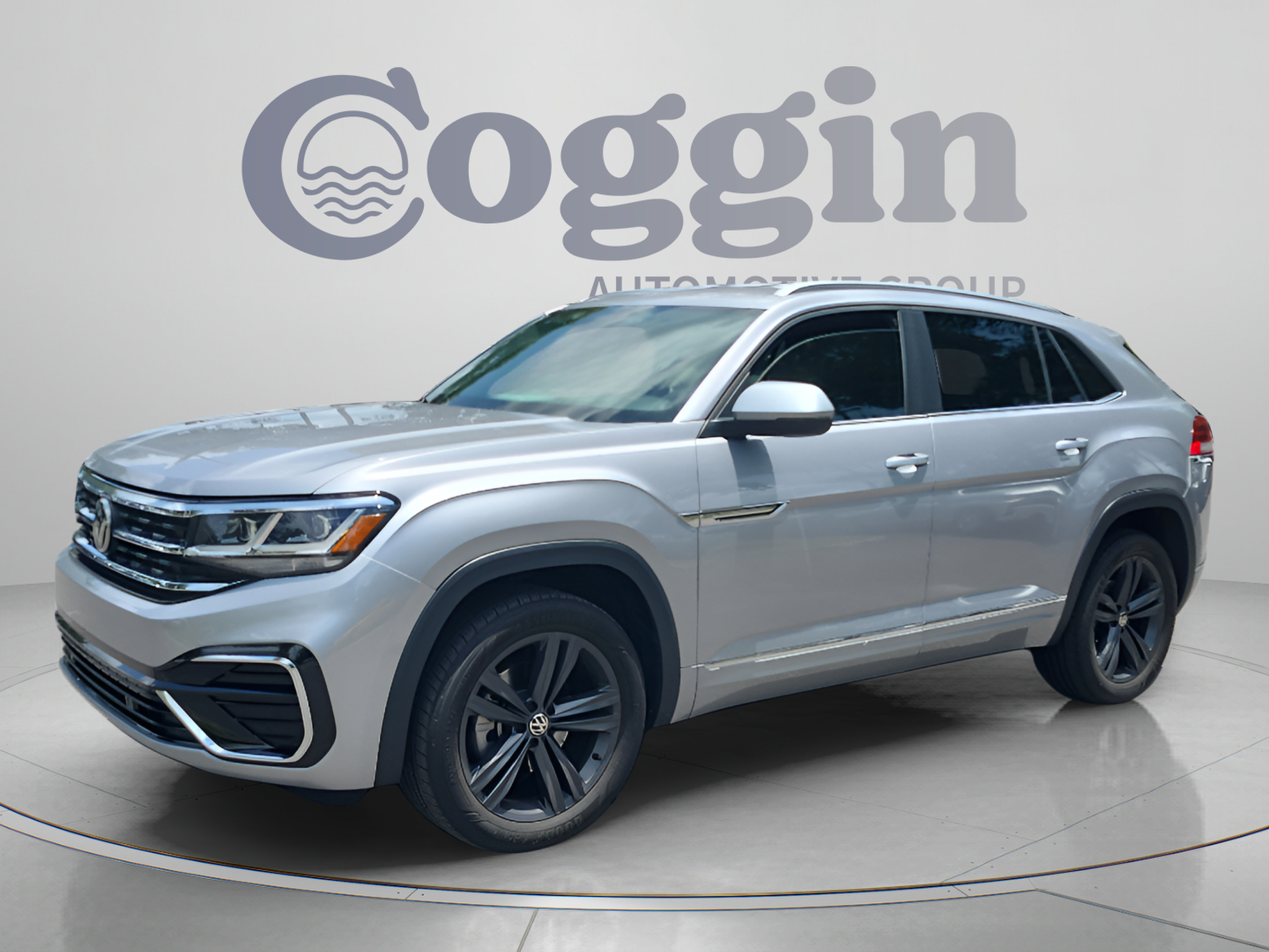Used 2020 Volkswagen Atlas Cross Sport SE FWD image 1