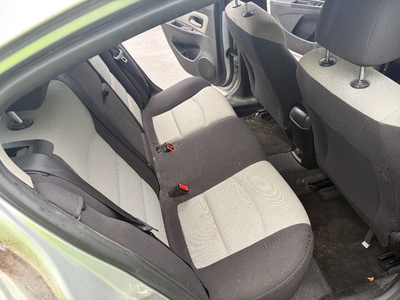 Used 2013 Chevrolet Cruze LS image 11