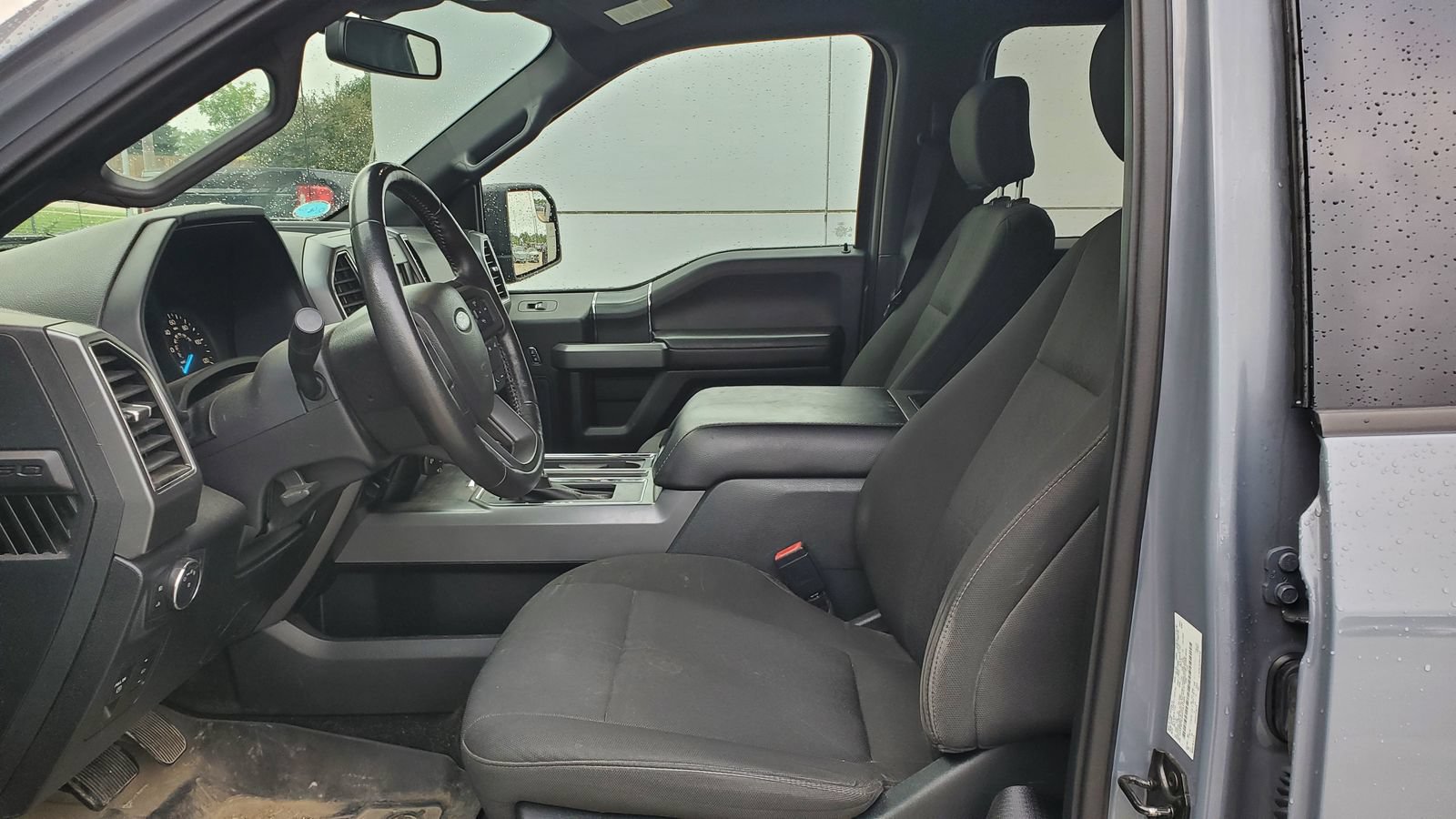 Used 2019 Ford F150 XLT w/ Equipment Group 302A Luxury AWD/4WD image 5