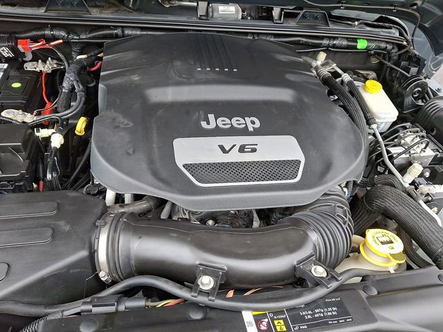 Used 2017 Jeep Wrangler Unlimited Sahara w/ Quick Order Package 24E Chief image 28