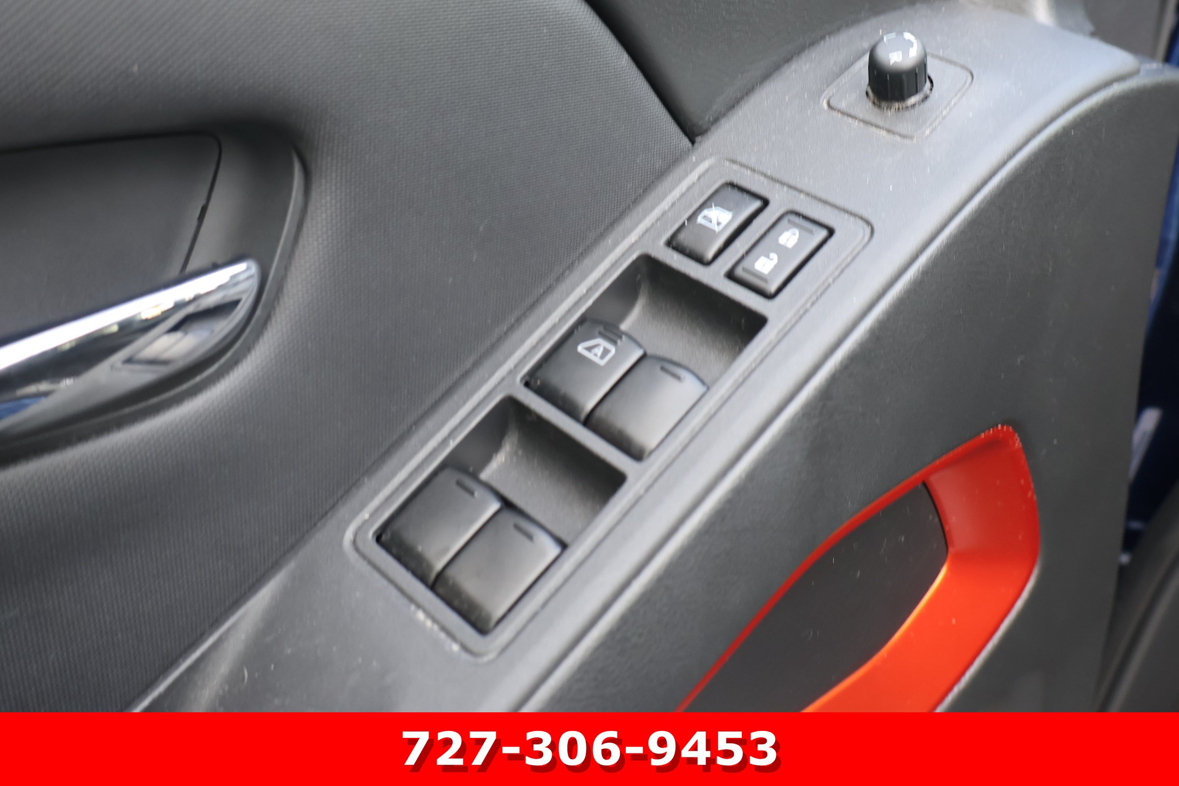 Used 2022 Nissan Frontier Pro-X RWD image 12