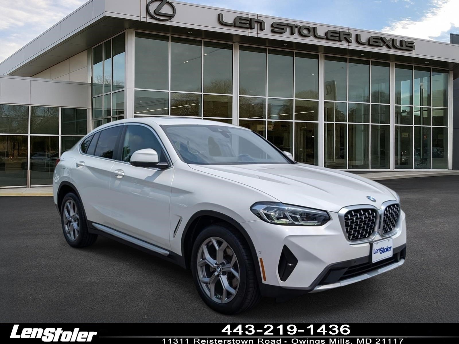 Used 2024 BMW X4 xDrive30i w/ Parking Assistance Package AWD/4WD video 1