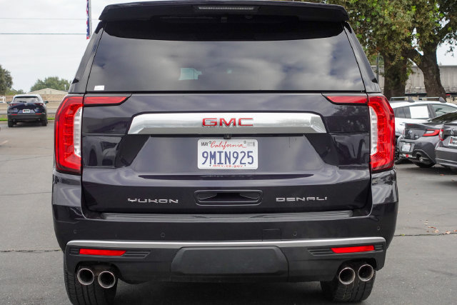 Used 2024 GMC Yukon XL Denali AWD/4WD image 11