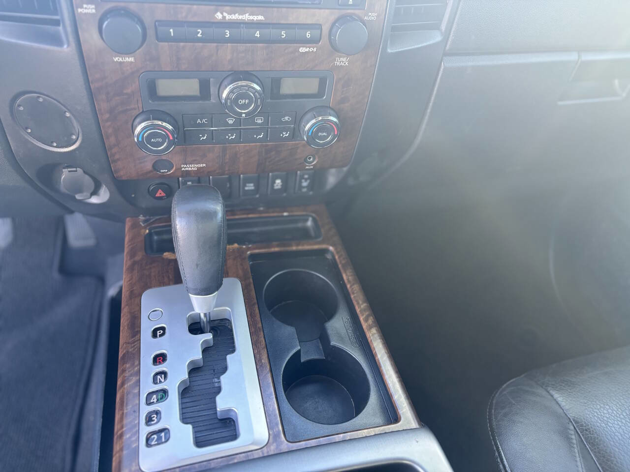 Used 2012 Nissan Titan SL w/ SL Technology Pkg image 13