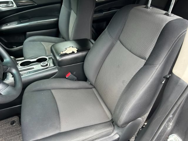 Used 2018 Nissan Pathfinder S AWD/4WD image 9
