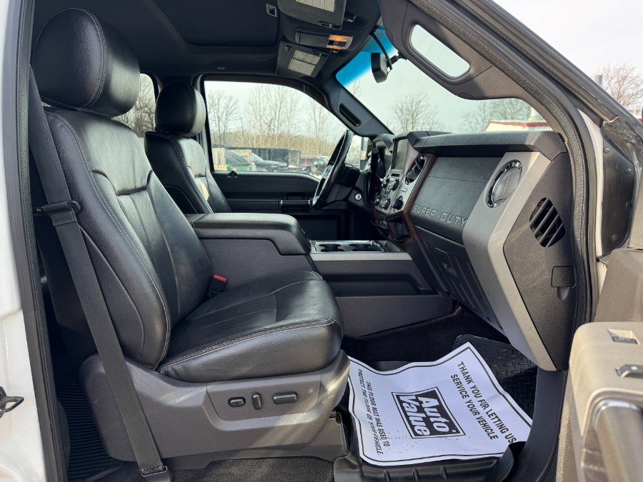 Used 2015 Ford F350 Lariat w/ Lariat Ultimate Package image 18