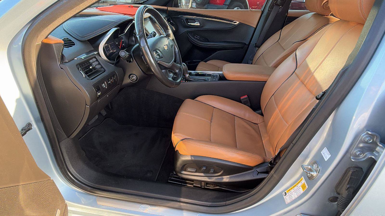 Used 2014 Chevrolet Impala LTZ FWD image 16