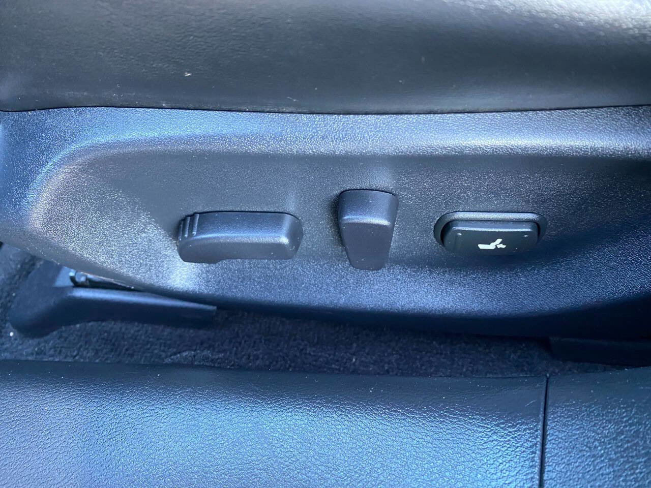 Used 2017 INFINITI Q50 Sport image 21