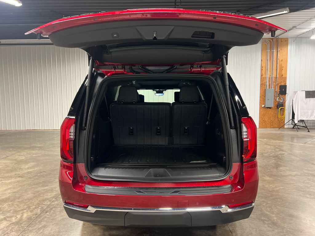 New 2026 GMC Yukon XL Elevation w/ Elevation Premium Package AWD/4WD image 11