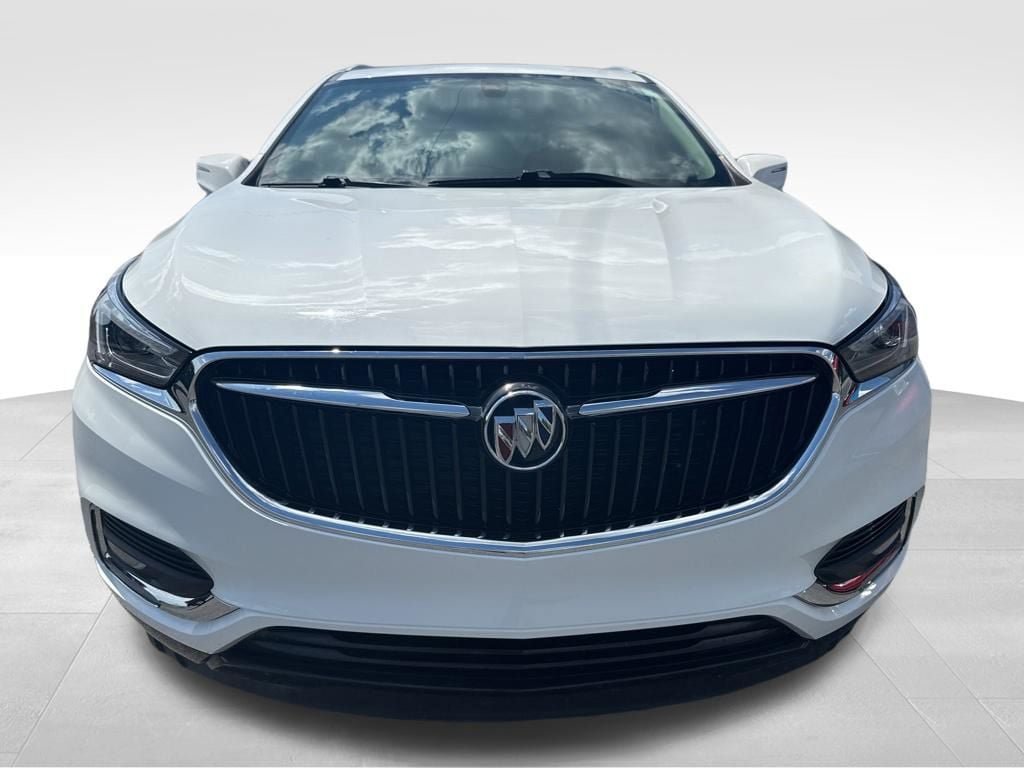 Used 2019 Buick Enclave Essence FWD image 3